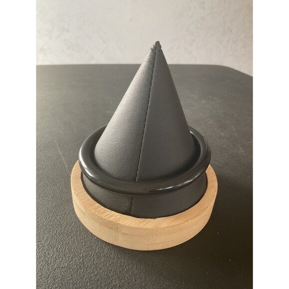 Womens Black Resin Bangle Bracelet 7 3/4" - Picture 3 of 3